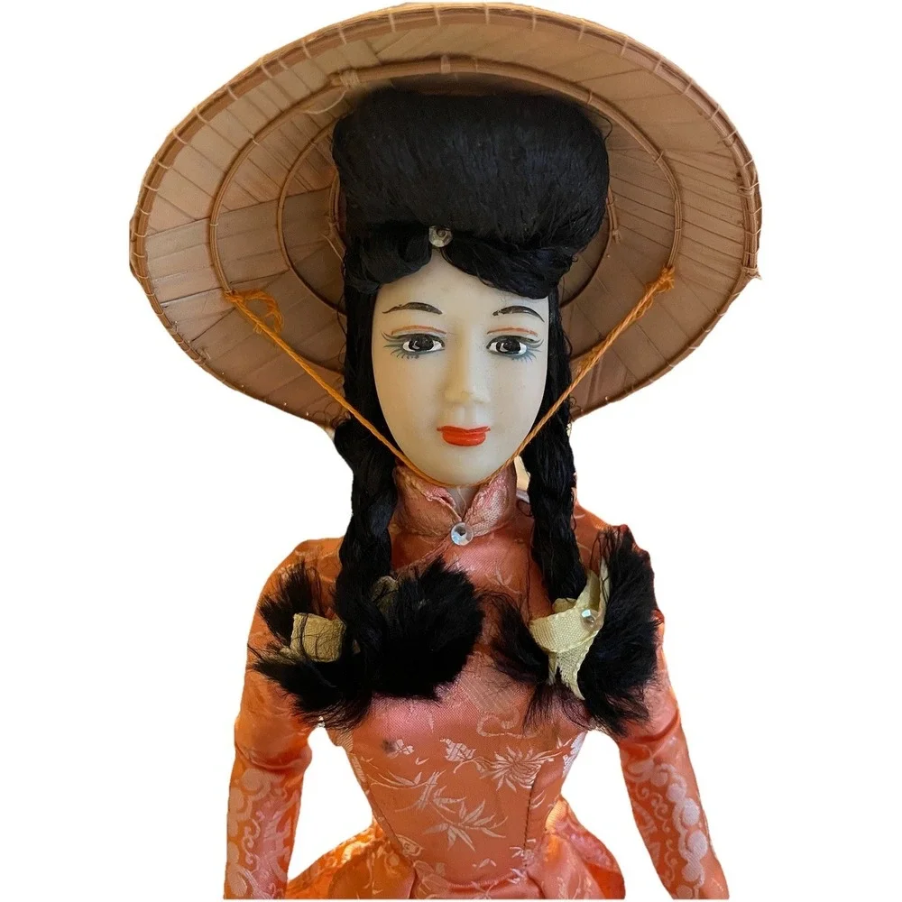 Vintage 1960's Vietnamese Doll Ao Dai Conical Hat Wood Stand‎ Asian Folk Art